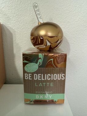 DKNY Be Delicious Latte Pistachio Gold & Brown Swirl Bottle